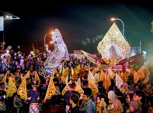 GEMA TAKBIR TRIMURTIdengan membawakan tema “JAGAD ISLAM JAWA” 002