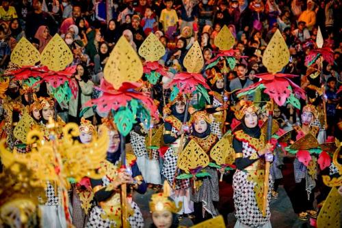 GEMA TAKBIR TRIMURTIdengan membawakan tema “JAGAD ISLAM JAWA” 005